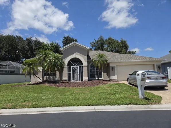 14820 Lake Olive Dr, Fort Myers, FL 33919