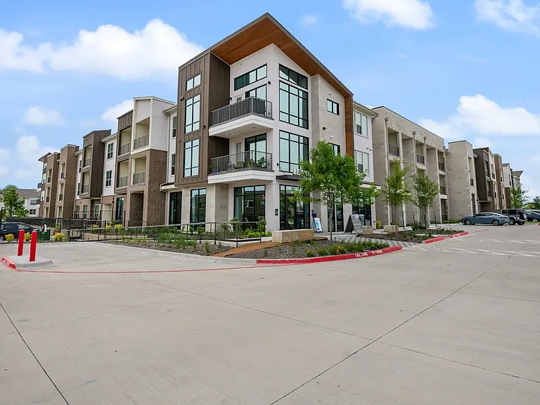 Jefferson Verdant Townhomes — Photo 49