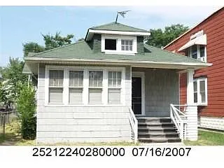 11438 S Harvard Ave photo 1