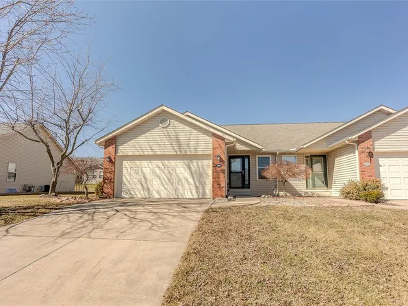 10916 Kentfield Dr, Lebanon, IL 62254
