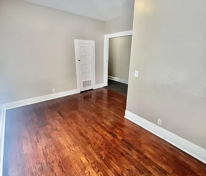 110 E Woodlawn St #4 — Photo 15