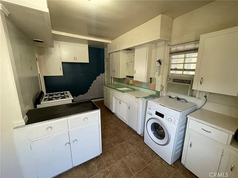 449 N 8th Ave #B — Photo 9