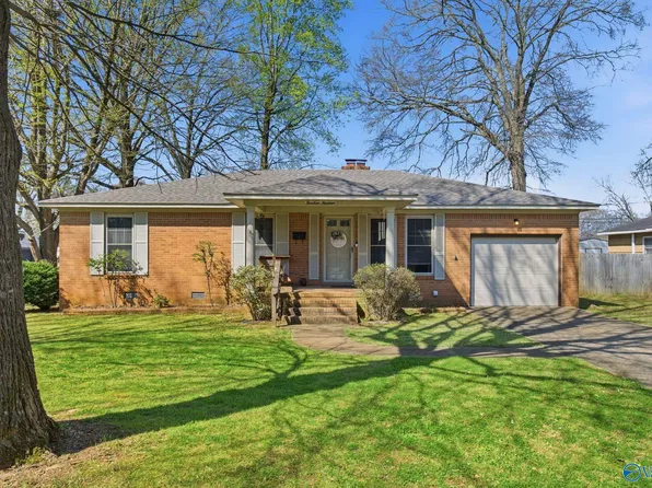 1419 10th Ave SE, Decatur, AL 35601