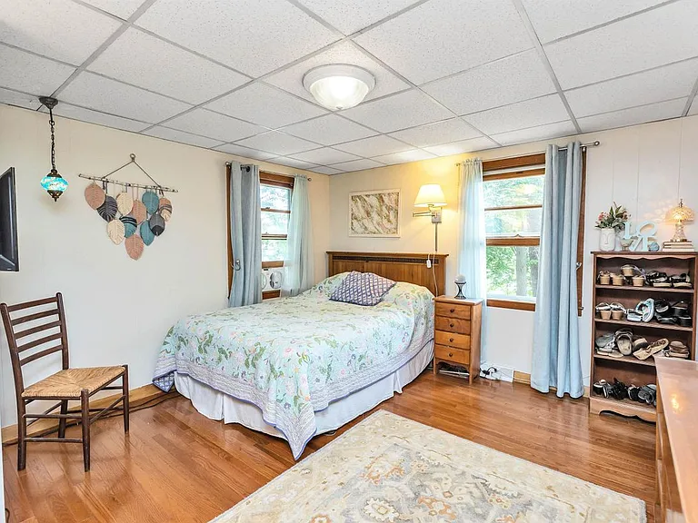 16 Clark Ave — Photo 25