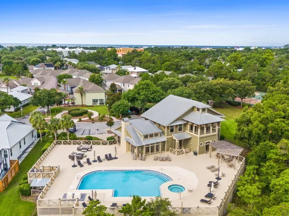 102 Turtle Cv, Panama City Beach, FL 32413