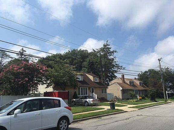2nd image of 32 Linwood Pl