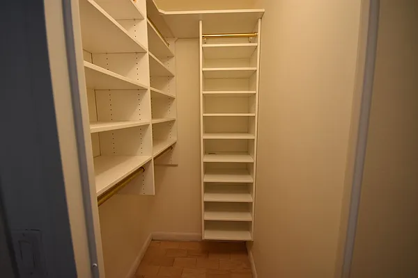 Rented by Luxury Habitat | media 30