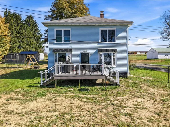 495 E Jamestown Rd, Greenville, PA 16125