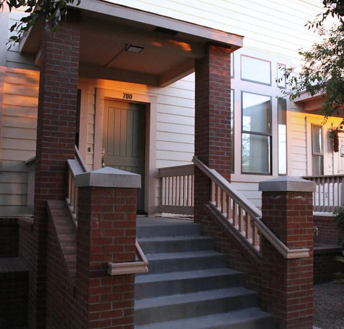 3 bed, 1206 sqft, $2,550 — Photo 1