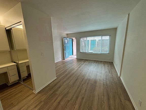 4th image of 223 Ellwood Beach Dr #10