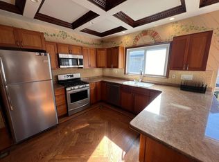 121-02 84th Ave #2, Kew Gardens, NY 11415
