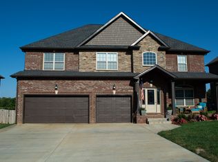 603 Larkspur Dr, Clarksville, TN 37043