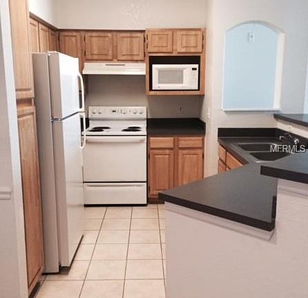 3rd image of 3428 Soho St APT 203
