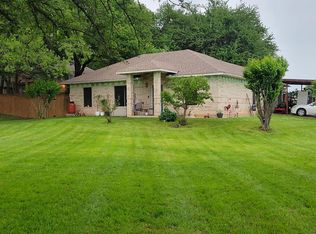 1199 Truman Cir, Springtown, TX 76082