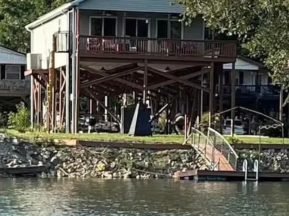 39 E Valley Dr, Highland, AR 72542