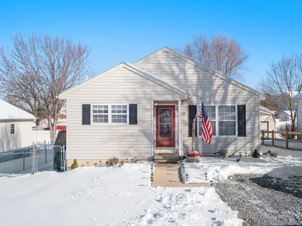 1005 D St, Waynesboro, VA 22980