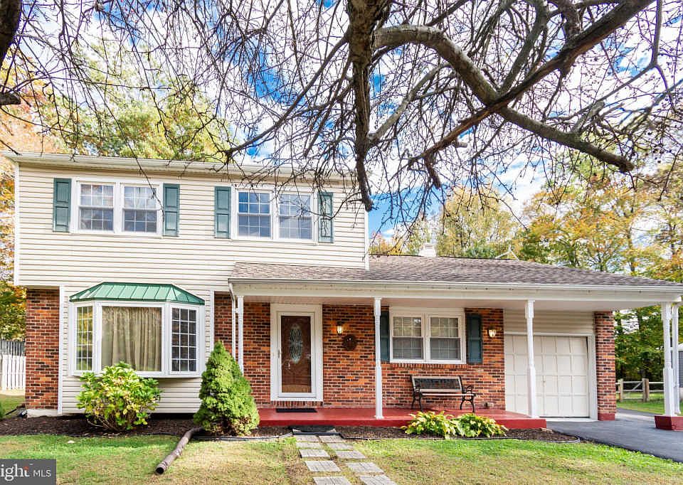 1st image of 2522 Dartmouth Woods Rd