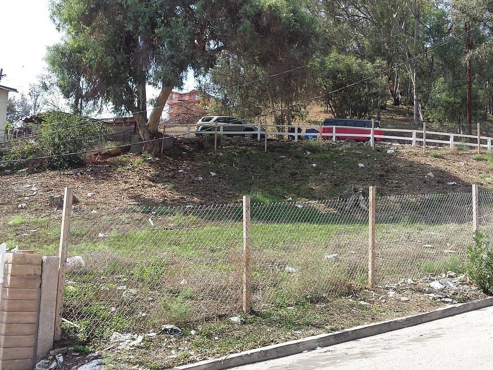 1st image of 2335 Belleglade Ave