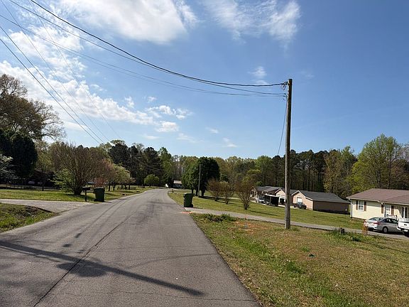 4th image of 45 Wheat St