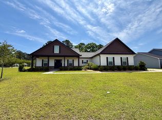 101 Halls Creek Ln, Dothan, AL 36301