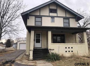 700 S Chestnut St, Friend, NE 68359