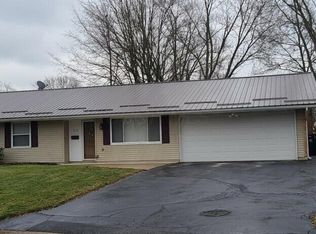 100 Gulfwood Ct, Dayton, OH 45458