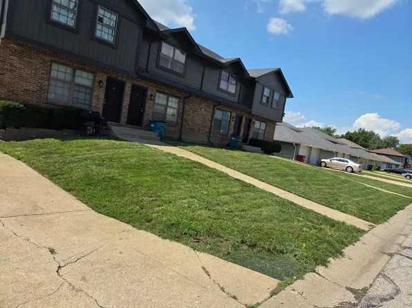 2001 SW 8th St APT A, Blue Springs, MO 64015