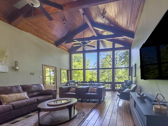 2nd image of 119 Laurens Way