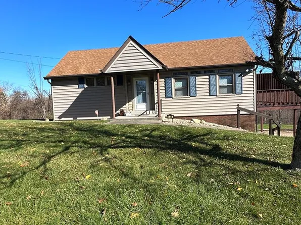 159 COBBLESTONE DR, Valley Grove, WV 26060