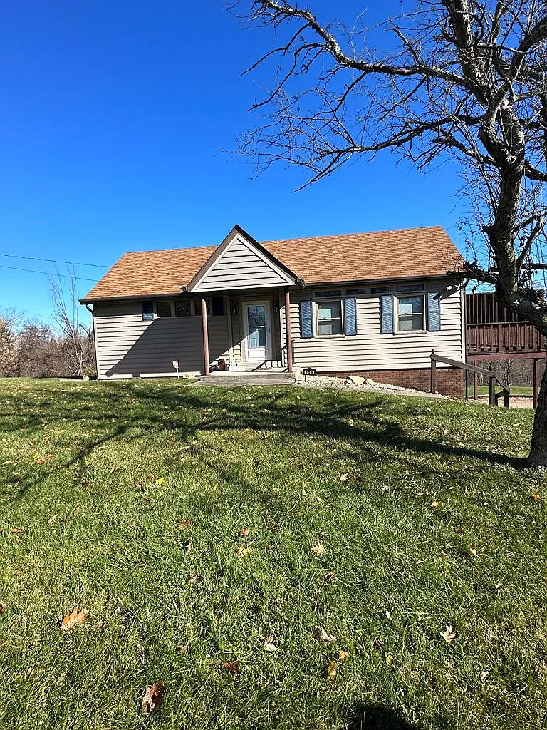 159 COBBLESTONE DR photo 1