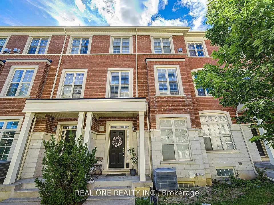 9 Ruskov Ln #UPPER