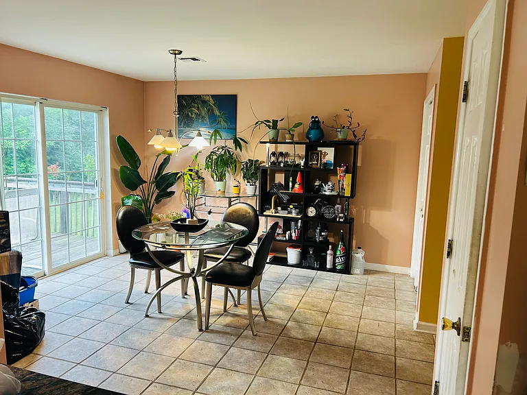 8 Park Cir — Photo 11