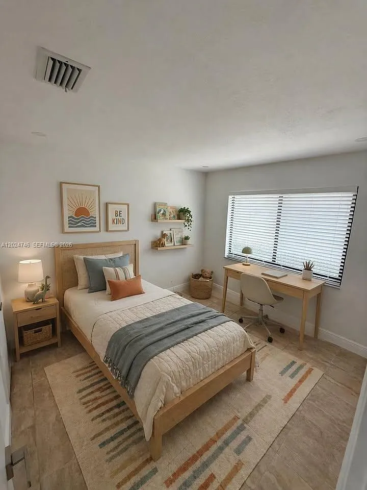 Building Photo - 1021 W Las Olas Blvd #3