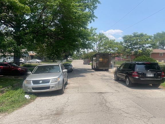 4th image of 2326 S Harvard Ave