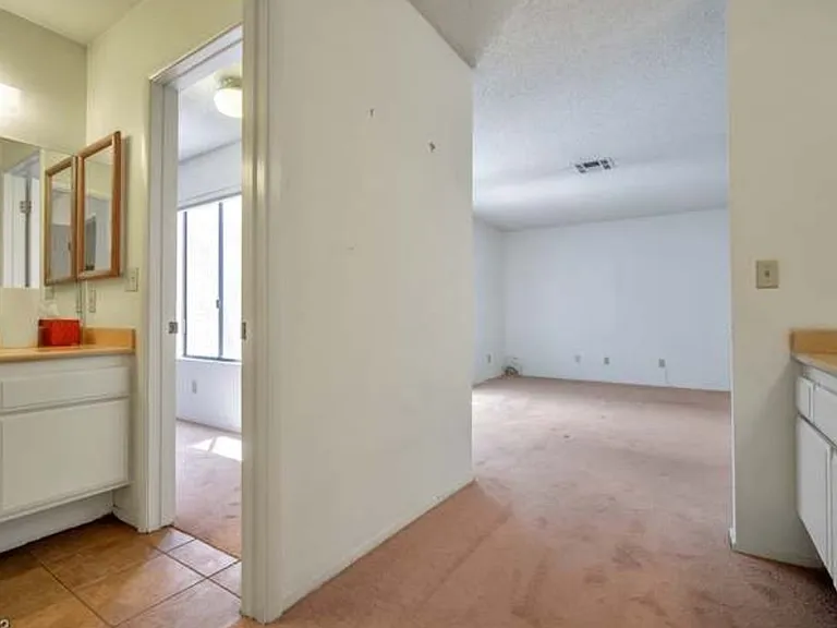 1834 Camino Verde Ln — Photo 13