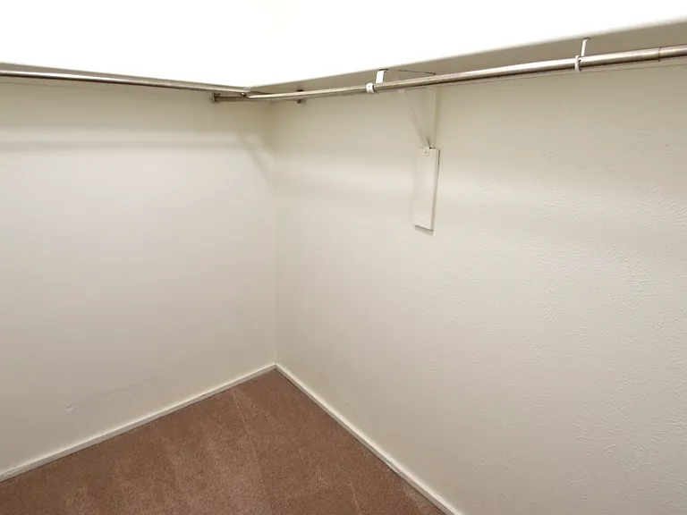 5550 Pennsylvania Ave #2 — Photo 21
