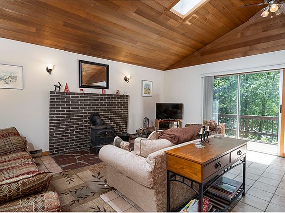 5th image of 120 Rustic Drive