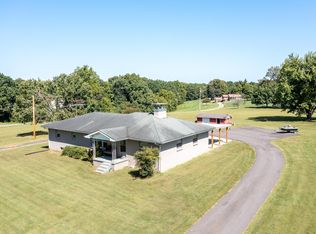 8997 Holmes Creek Rd, Smithville, TN 37166
