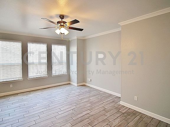5th image of 517 Kingscote Ct