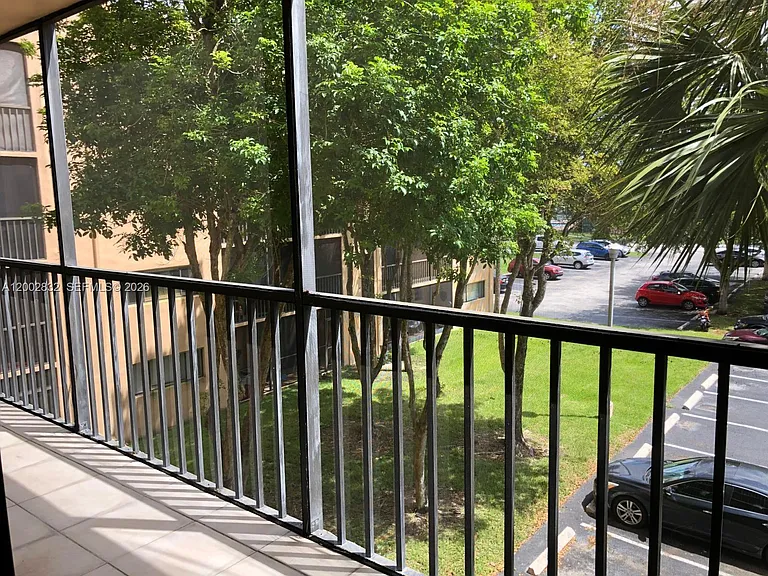 8500 SW 133rd Avenue Rd #300 — Photo 3