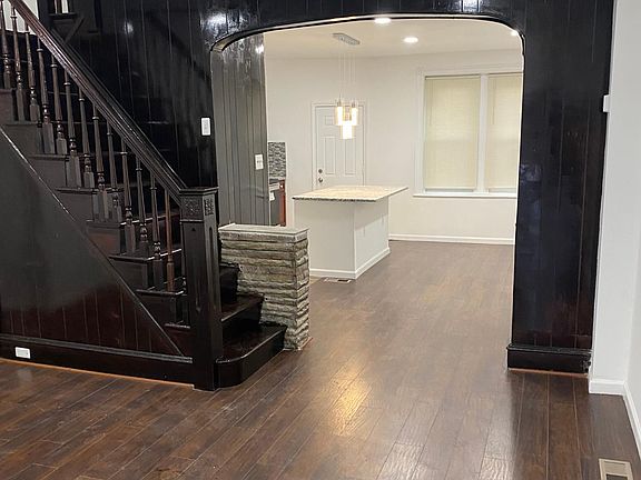 5th image of 2951 N 24th St #1