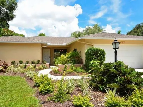 1457 Palmwood Dr, Sarasota, FL 34232
