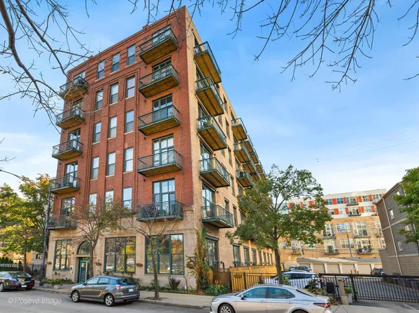1632 S Indiana Ave APT 304, Chicago, IL 60616