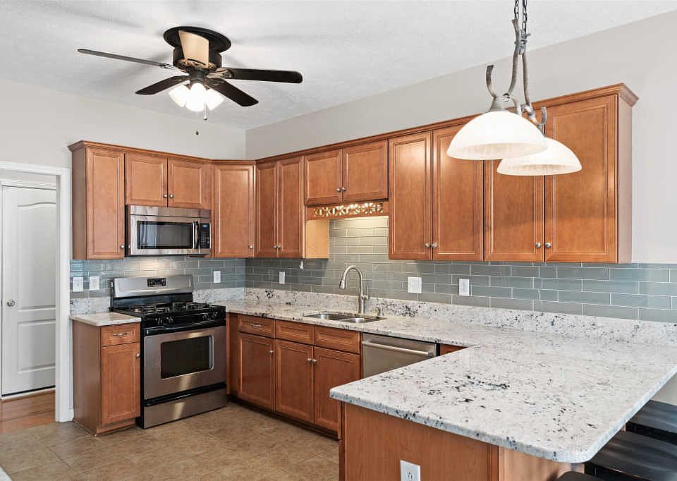 1st image of 1137 Winding Creek Ct