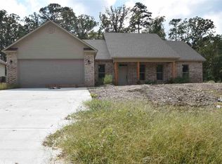 123 Wildwood Forest Rd, Hot Springs, AR 71913