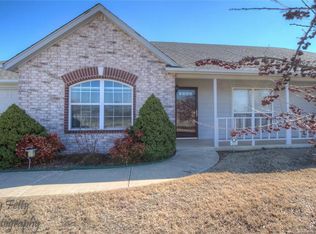 18993 S Canyon Creek Rd, Claremore, OK 74017