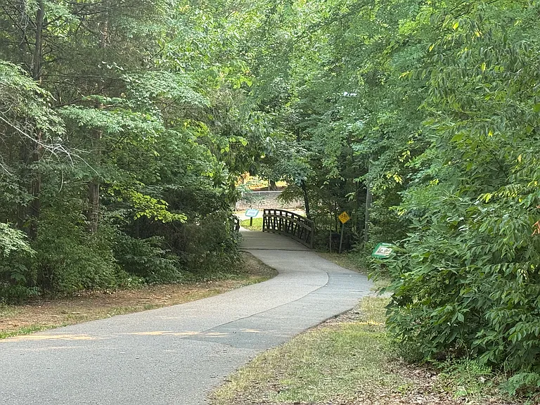 116 Malbec Dr — Photo 42
