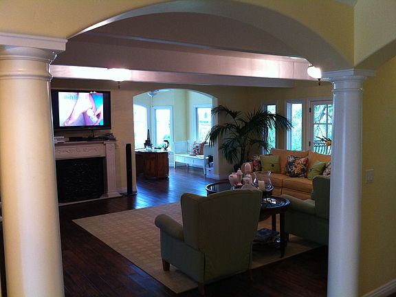 Familly Room with Den