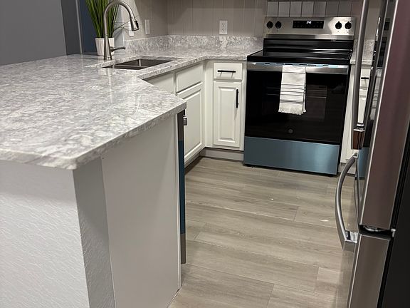 3rd image of 15585 Ocean Walk Cir APT 215