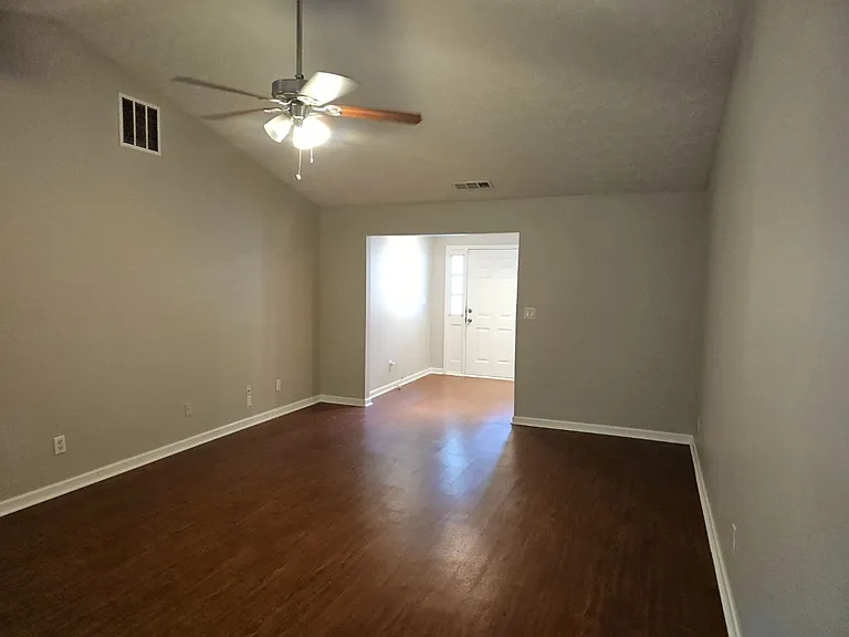 12205 Cypress Way — Photo 12